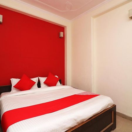 Hotel O Grand Casa Гургаон Экстерьер фото