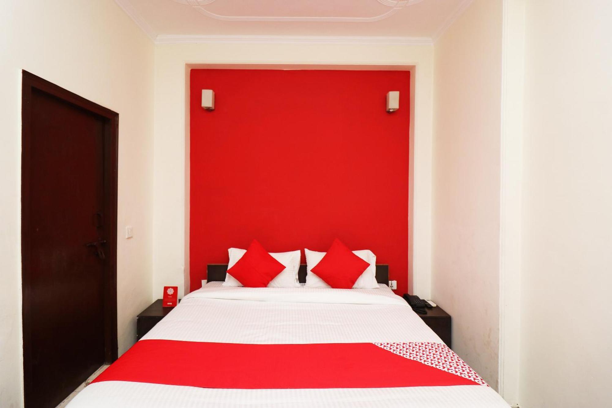 Hotel O Grand Casa Гургаон Экстерьер фото