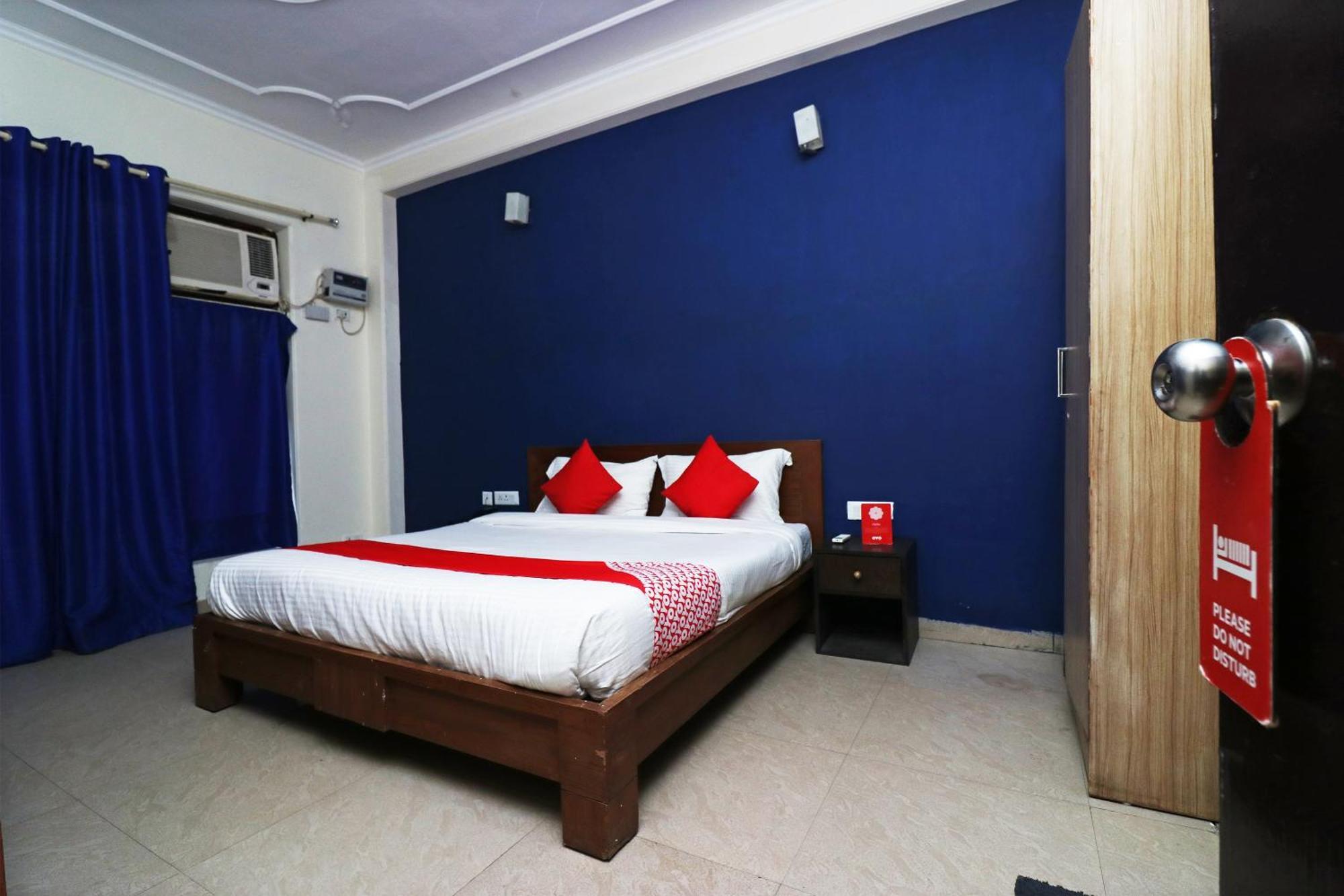 Hotel O Grand Casa Гургаон Экстерьер фото